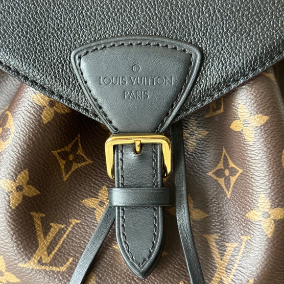 Louis Vuitton Montsouris PM - Picture 3 of 14